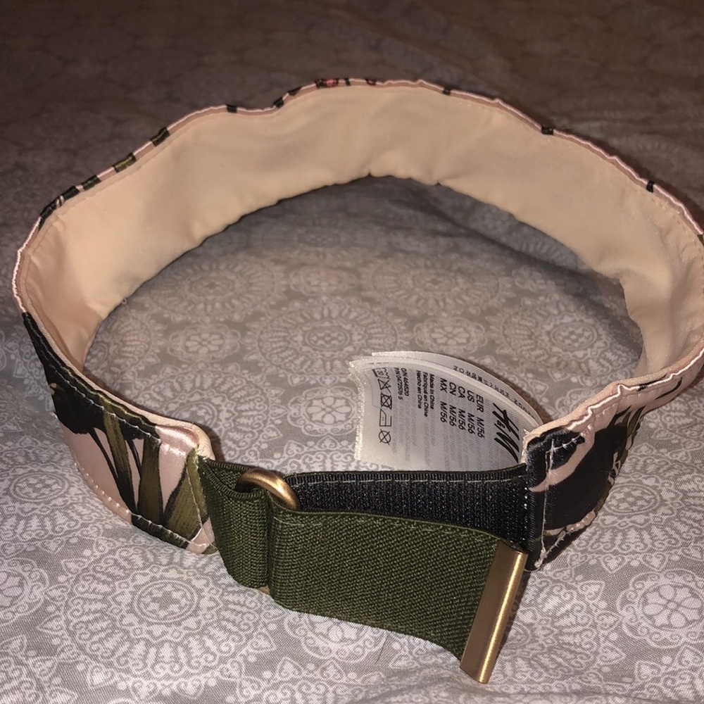 H&M Visor Accessory - Picture 2 of 2